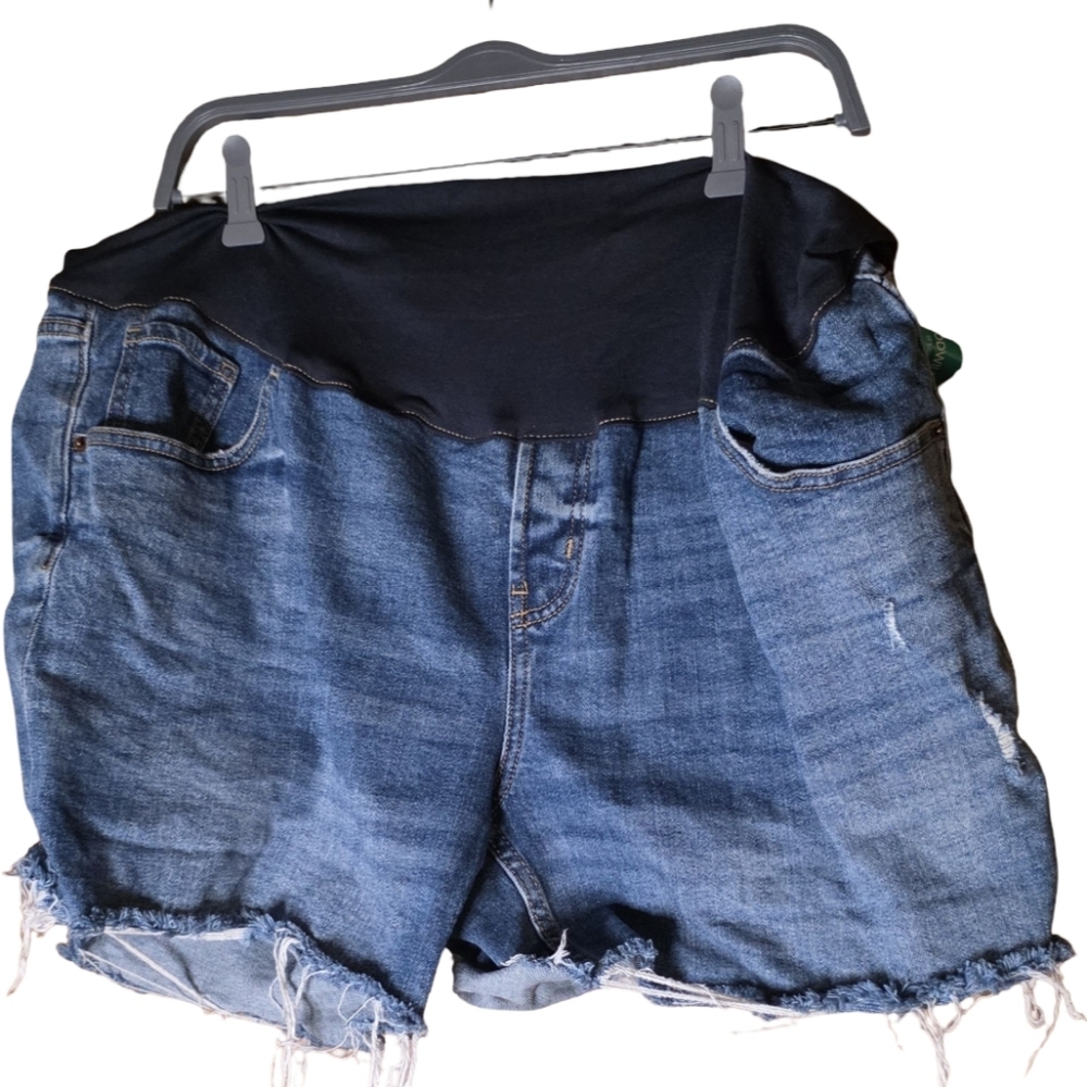 Old Navy Maternity OG Straight Denim Shorts Full Panel Size 18 Blue Stretch - Picture 3 of 5